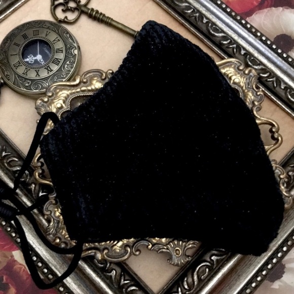 LELE SADOUGHI • Black Lurex Silver Luxury Face Mask - Picture 5 of 5